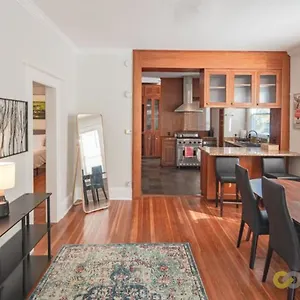  Apartment Charming 3br - Heart Of United States